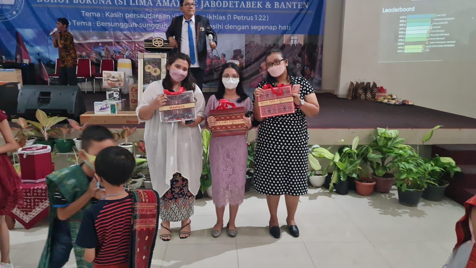 Pemenang kuis Bona Taon Sitompul Si Lima Ama 2022 - (Ada 1 foto)